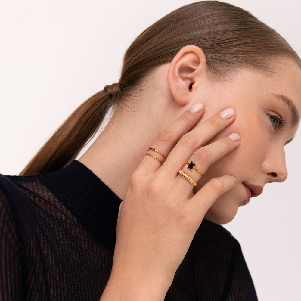 BLACK SANDY RING