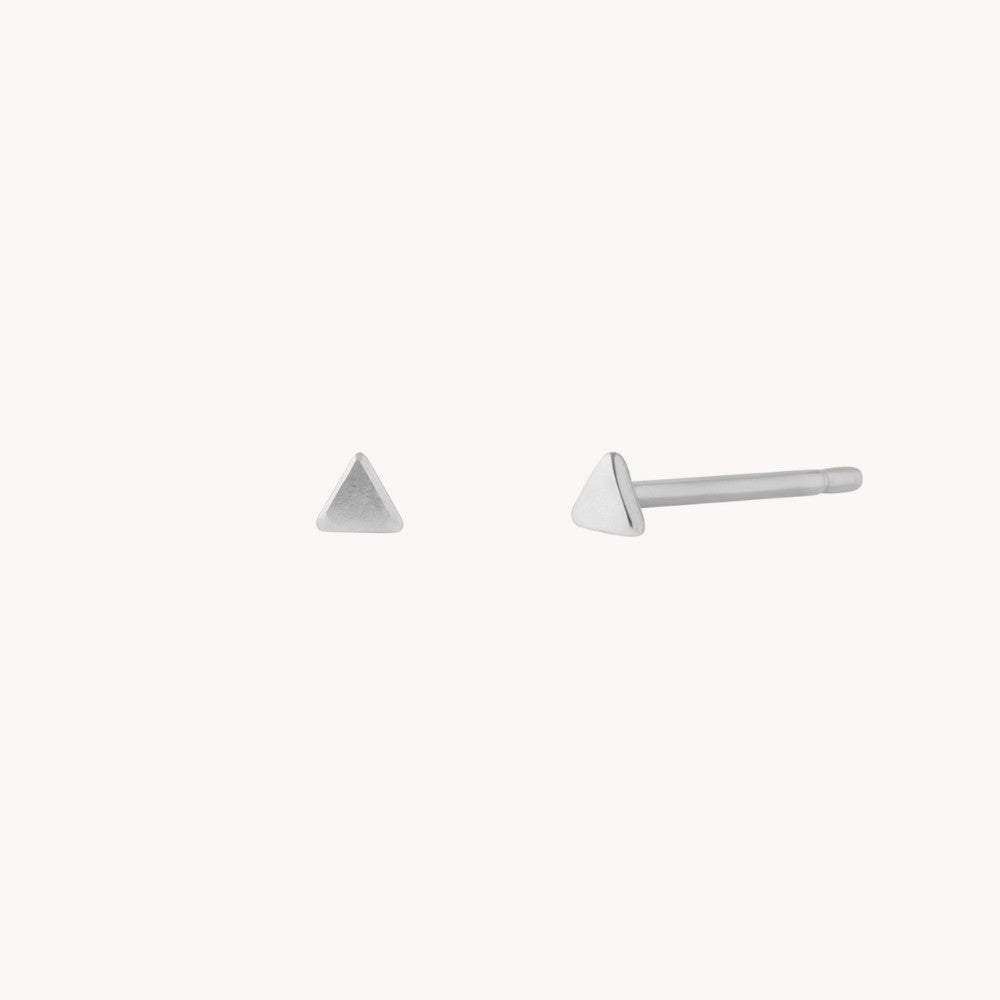 TRIANGLE STUDS EARRINGS